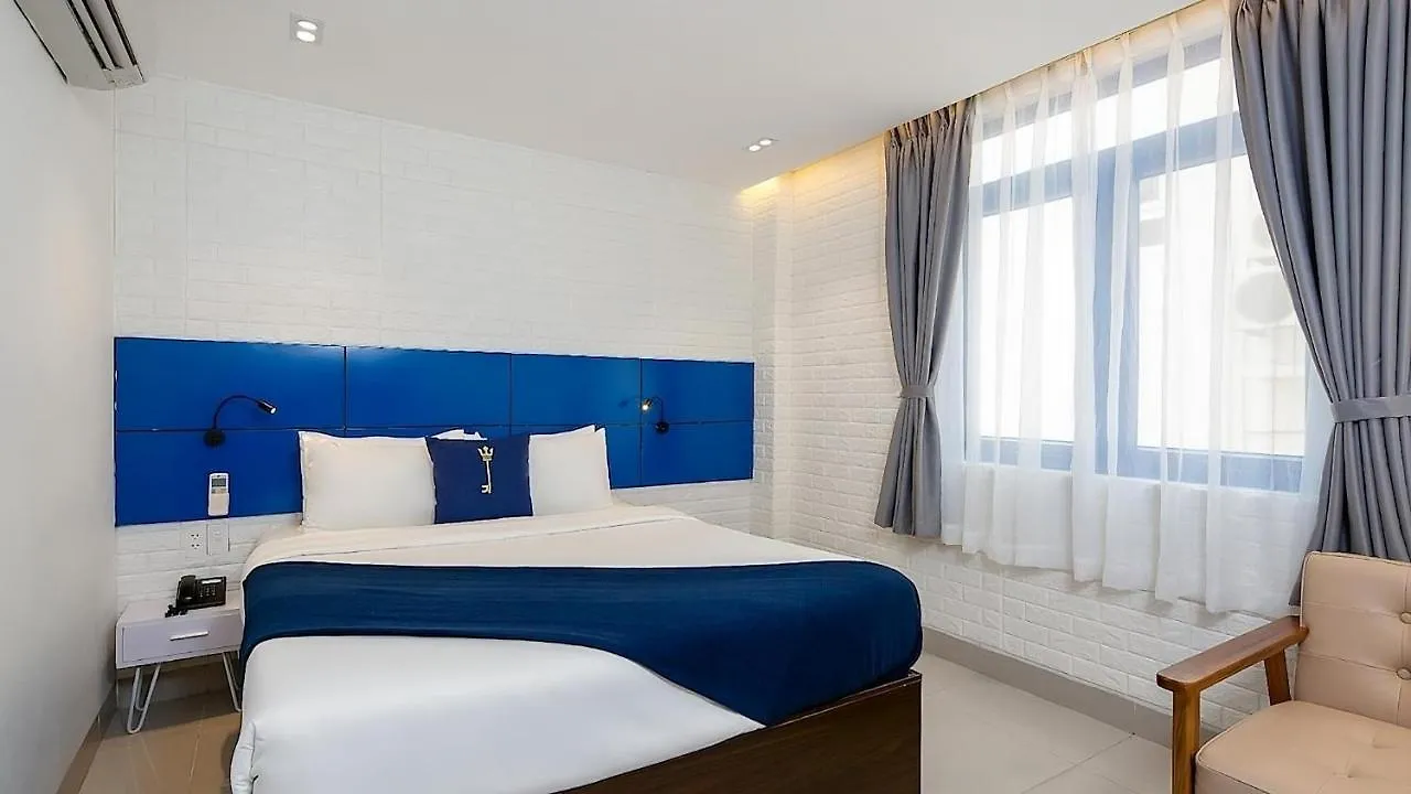 Lucia Beach Hotel Da Nang